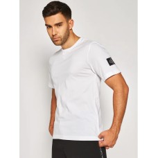 Calvin Klein T-shirt